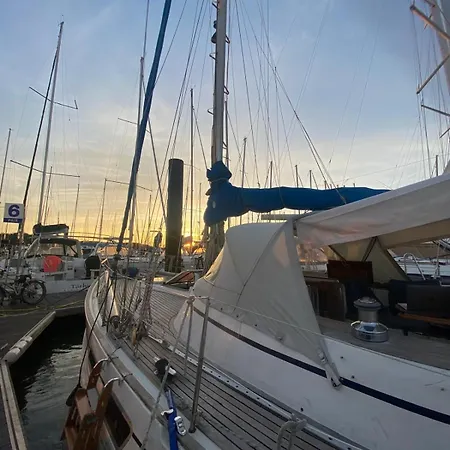 Båthotell Bateau A Quai *